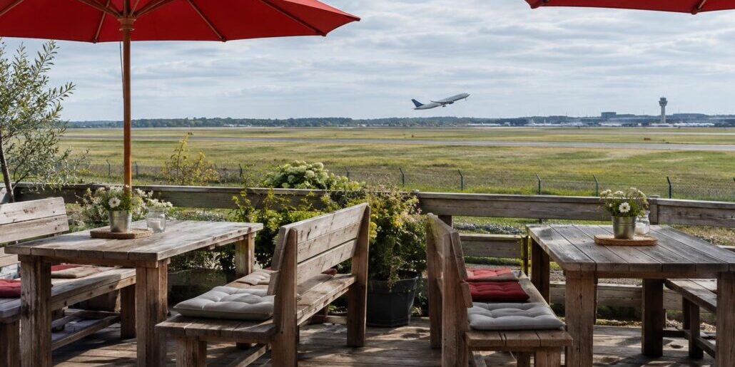 Titelbild zu Besuchsanleitung für das Coffee to Fly in Langenhorn am Flughafen Hamburg